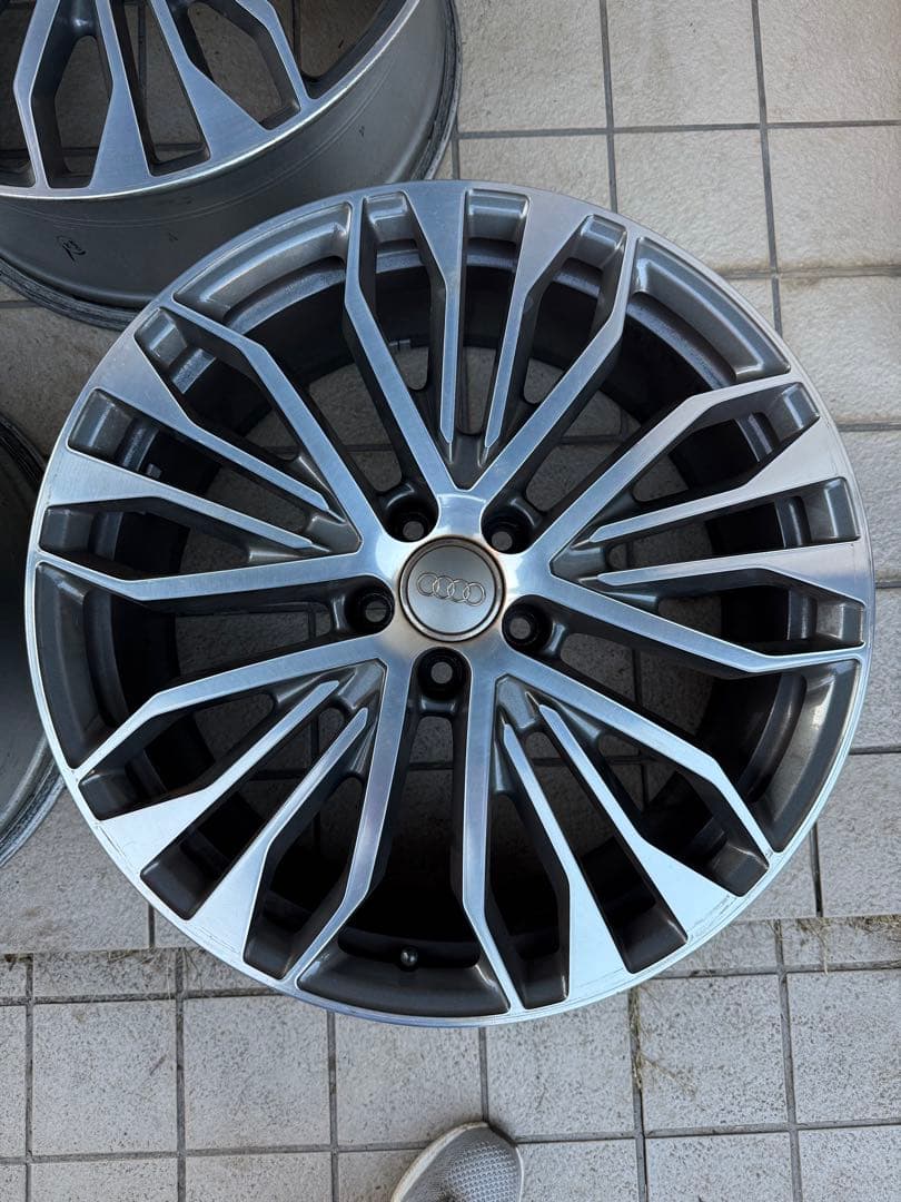 （送料込）鍛造 【軽量】アウディ A6 純正 Sラインパッケージ20インチ4本
