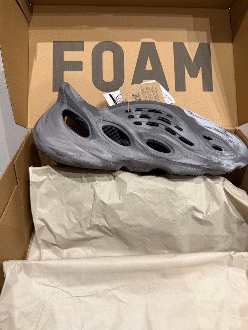 靴 adidas yeezy foam runner 28.5cm