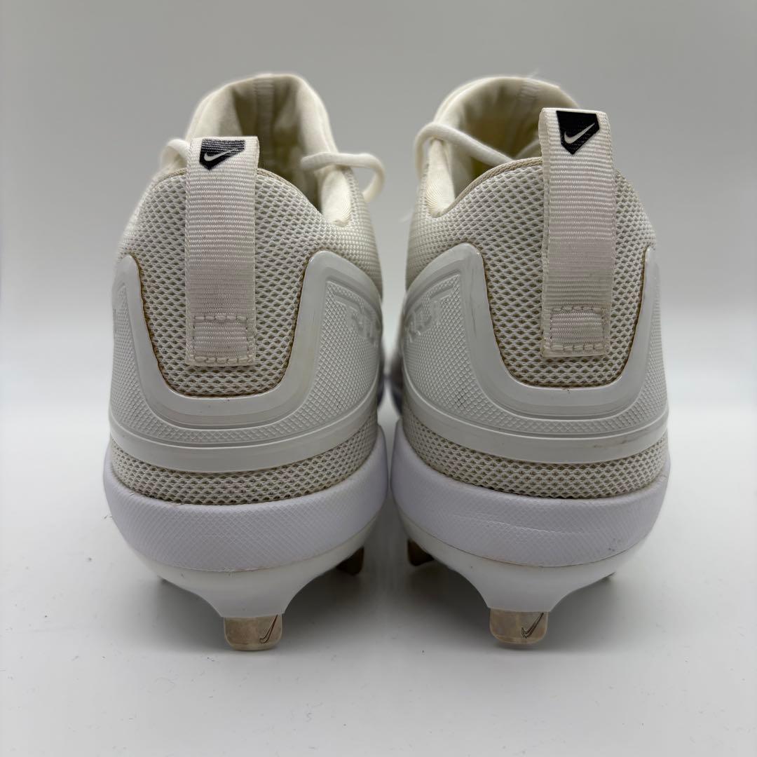 NIKE トラウト 野球 スパイク ホワイト 白 28㎝ ミドルカット 軽量