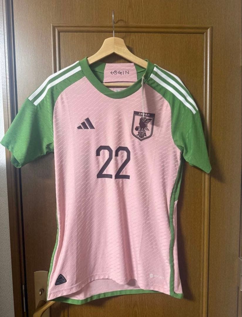 新品未使用タグ付き。日本代表　NIGO 桜餅　ユニフォーム