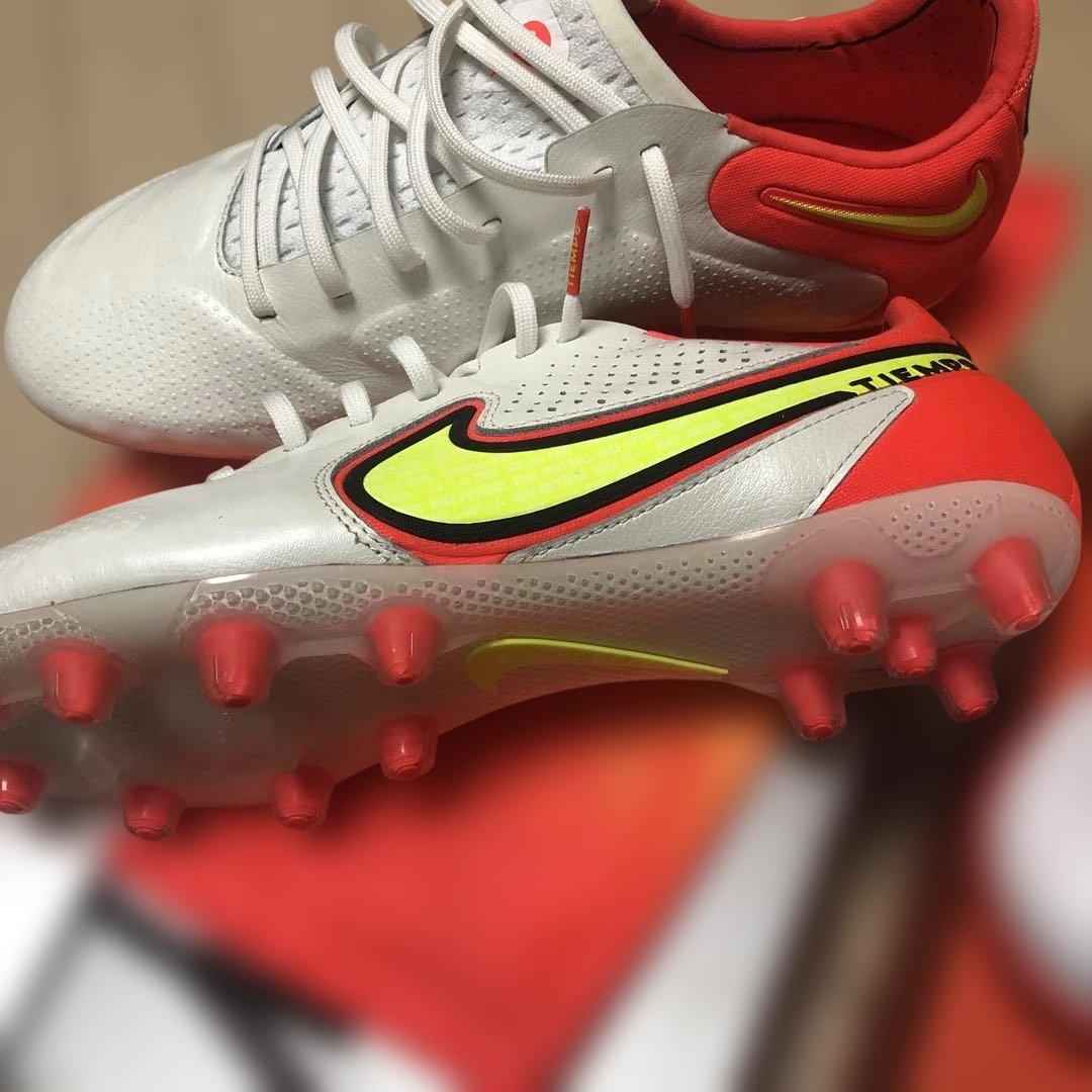 ナイキ　ティエンポレジェンド9 スパイクとトレシュー２点セット　26cm