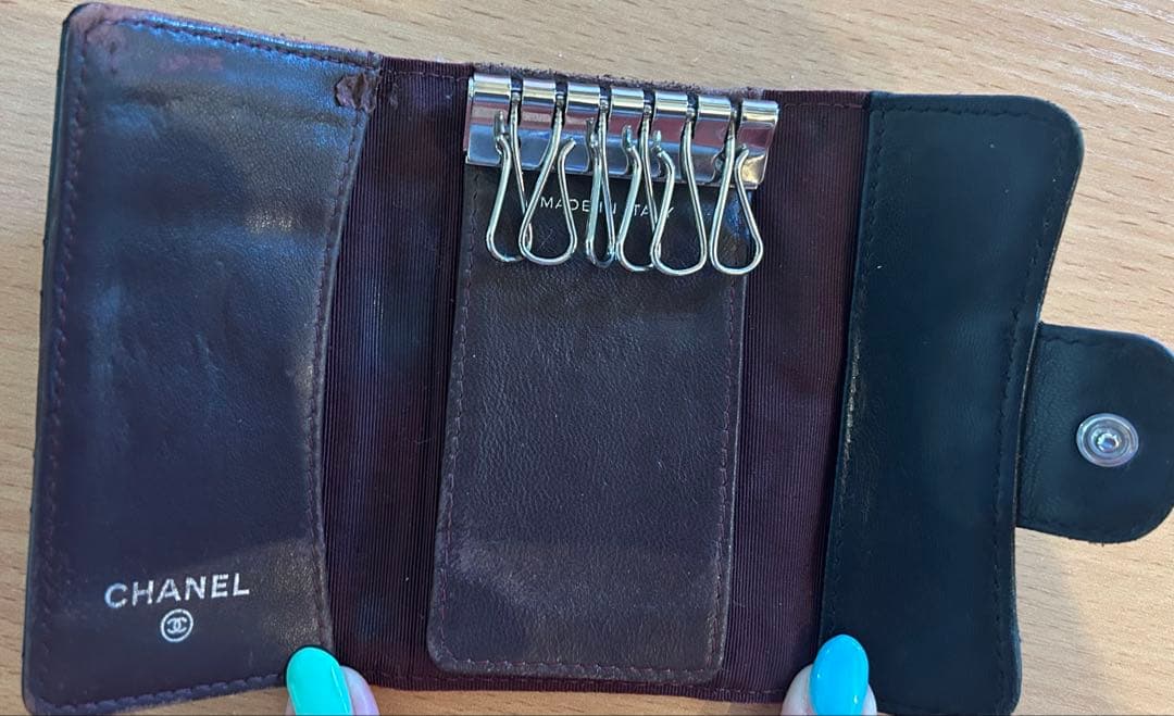 CHANEL シャネル ラムスキン マトラッセ 6連キーケース シルバー金具