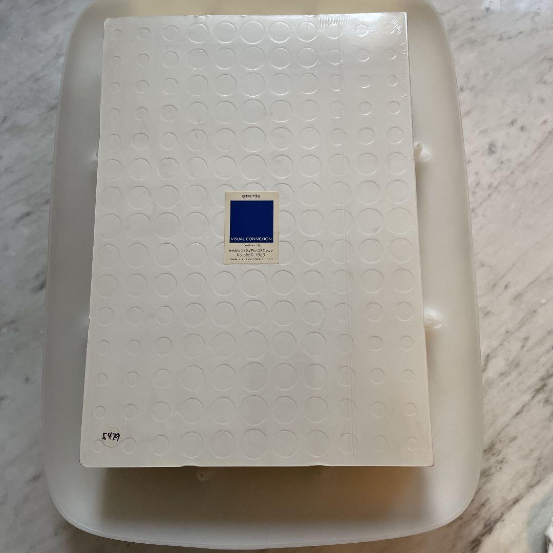 Visionaire No.28 BIBLE ヴィジョネアー