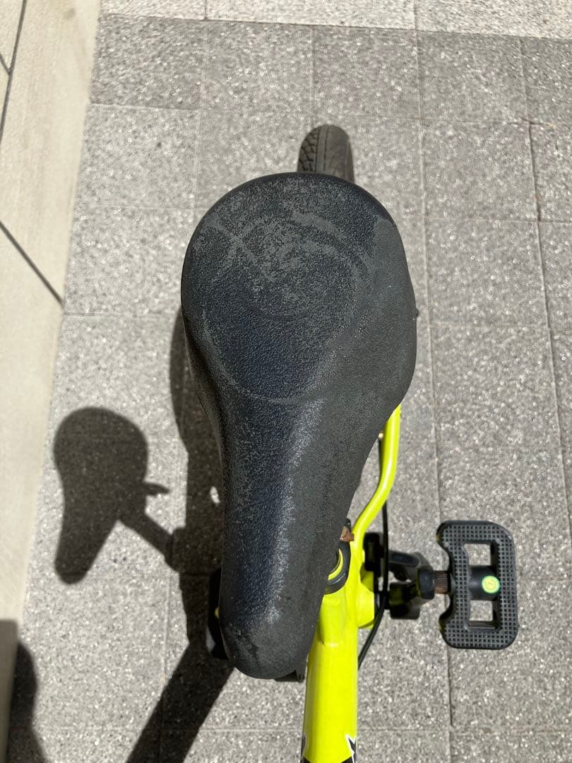 STRIDER ストライダー14X ライムイエロー 引き取り・ペダル&スタンド付