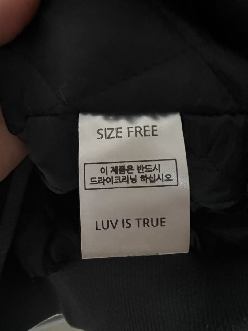 LUV IS TRUE スタジャン チャコール
