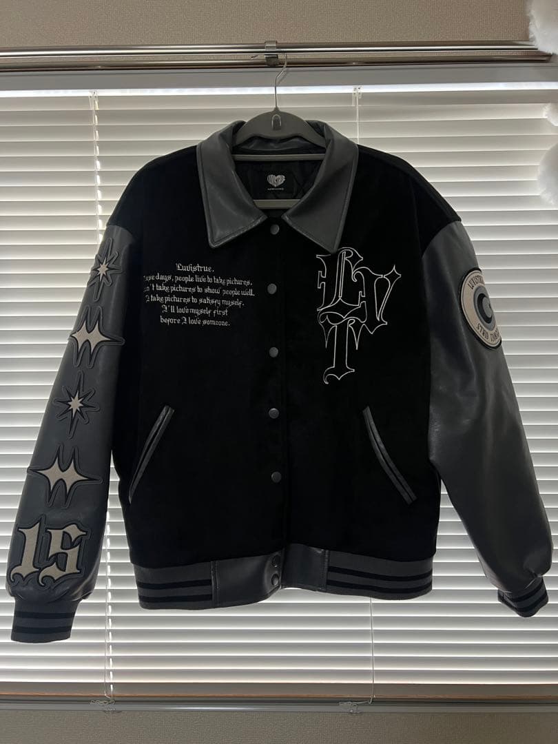 LUV IS TRUE スタジャン チャコール