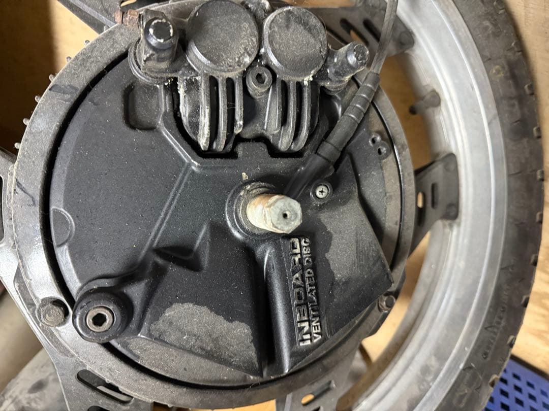 cbx550フロントホイールリアホイール