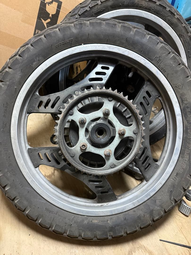 cbx550フロントホイールリアホイール