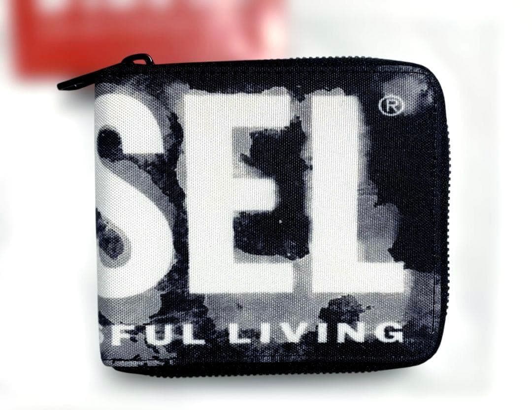 新品未使用 DIESEL ディーゼル 二つ折り財布 ラウンドファスナー