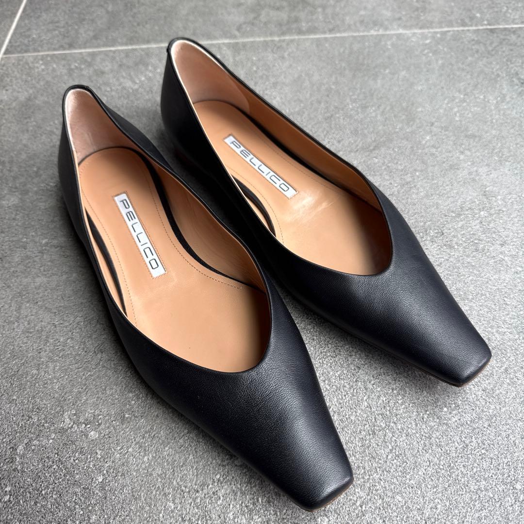 PELLICO ブラック スクエアトゥフラットシューズ 38