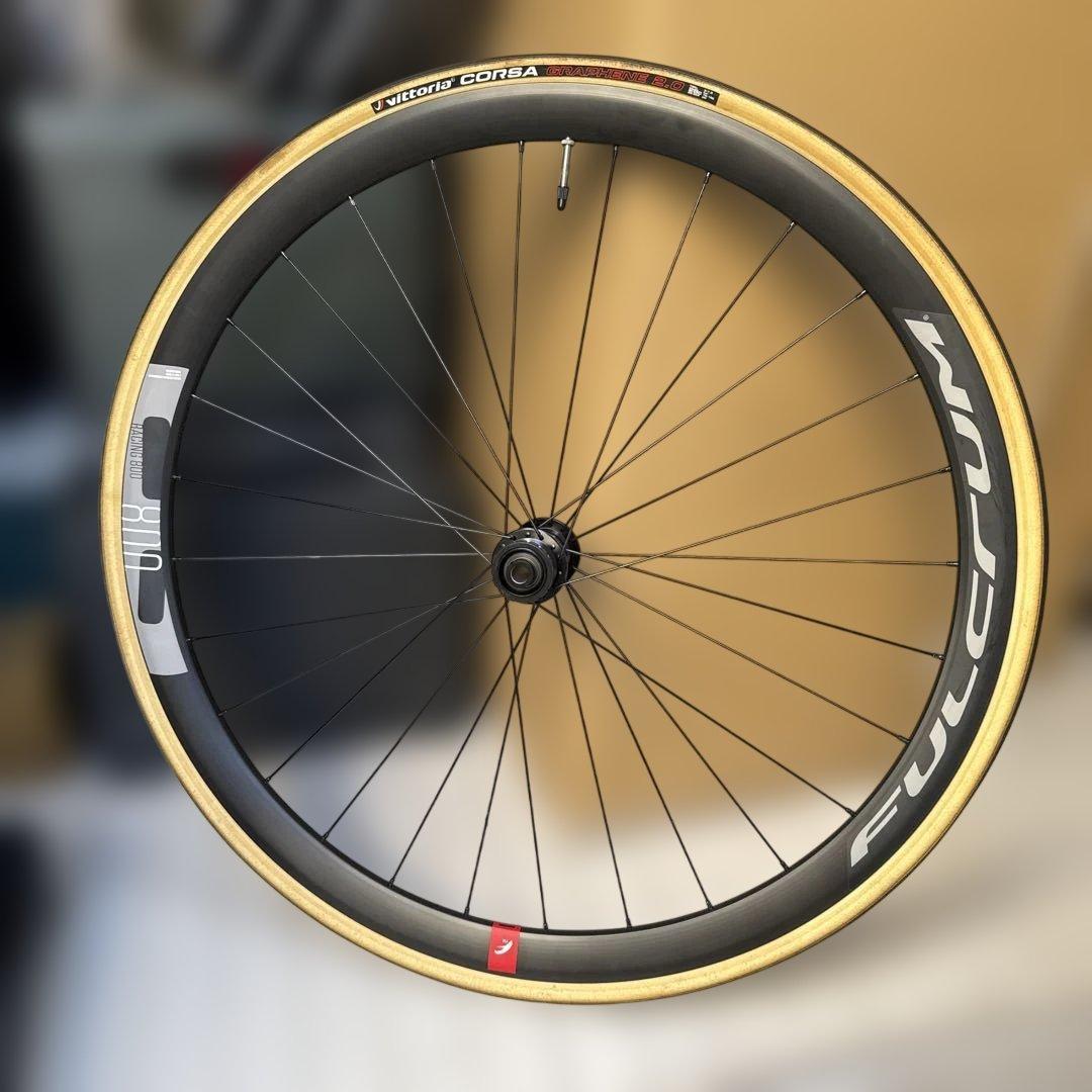 フルクラム　レーシング800DB TNI LITEFLYサドル