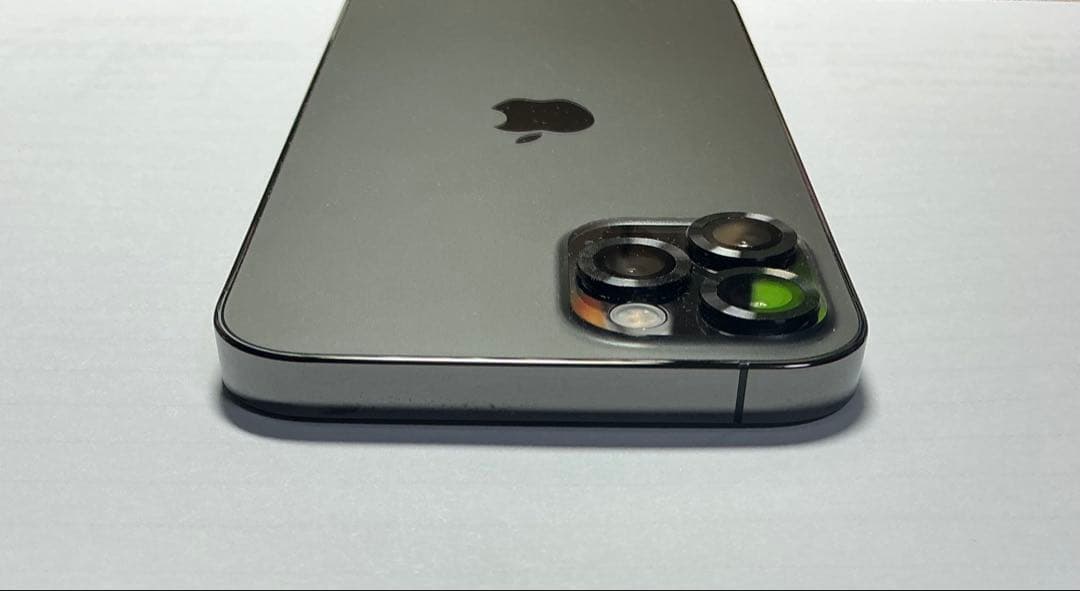 Apple iPhone 12pro グラファイト　バッテリー93%