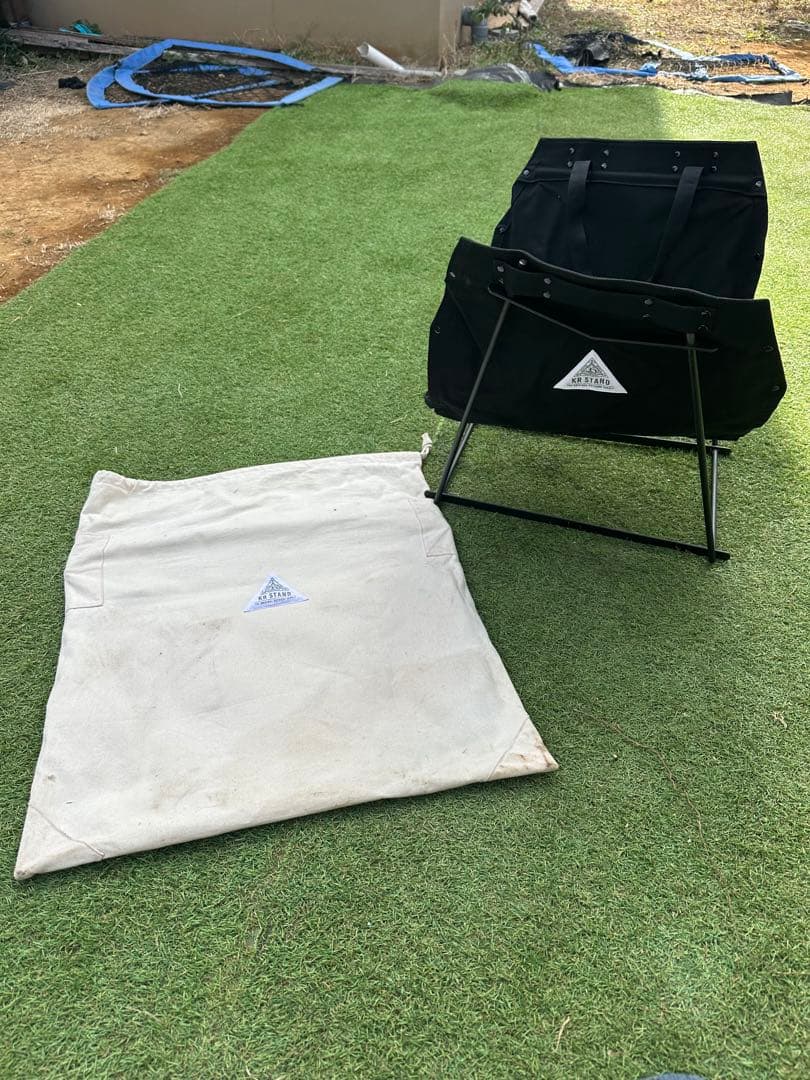 デバイスワークス/KR STAND ブラック/薪ラック