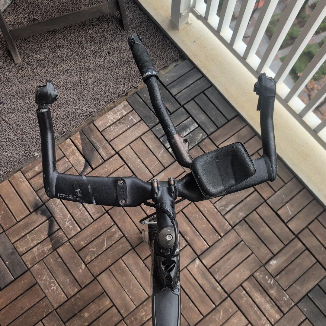 最終値下げ！SPECIALIZED SHIV カーボンフレーム ＆ 画像の付属品