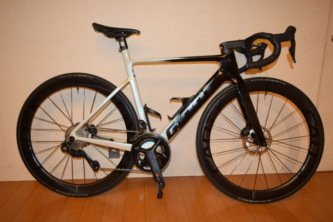 Astaire　GIANT　Propel