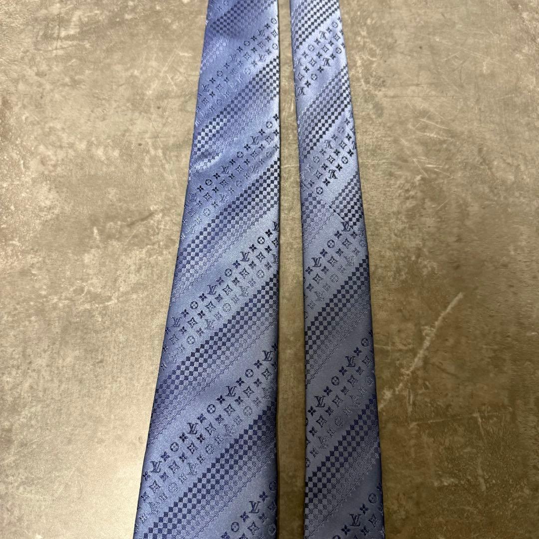 極美品✨LOUIS VUITTON　ネクタイ　モノグラム　ストライプ　現行　希少