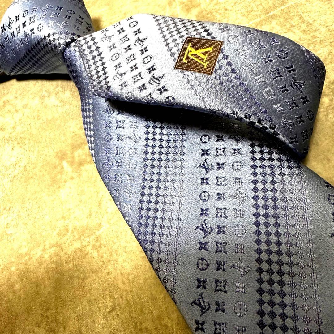 極美品✨LOUIS VUITTON　ネクタイ　モノグラム　ストライプ　現行　希少