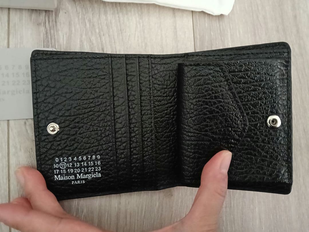 マルジェラ　財布　二つ折り