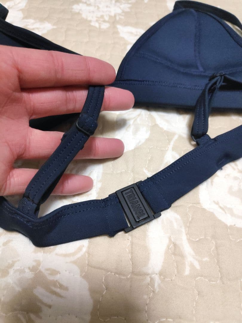 新品 未使用 TRIANGL ビキニ 水着 ブラック セパレート オーストラリア