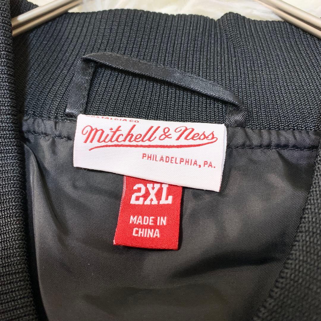 【良品】ミッチェルアンドネス スタジャン　黒　LAKERS XXLサイズ