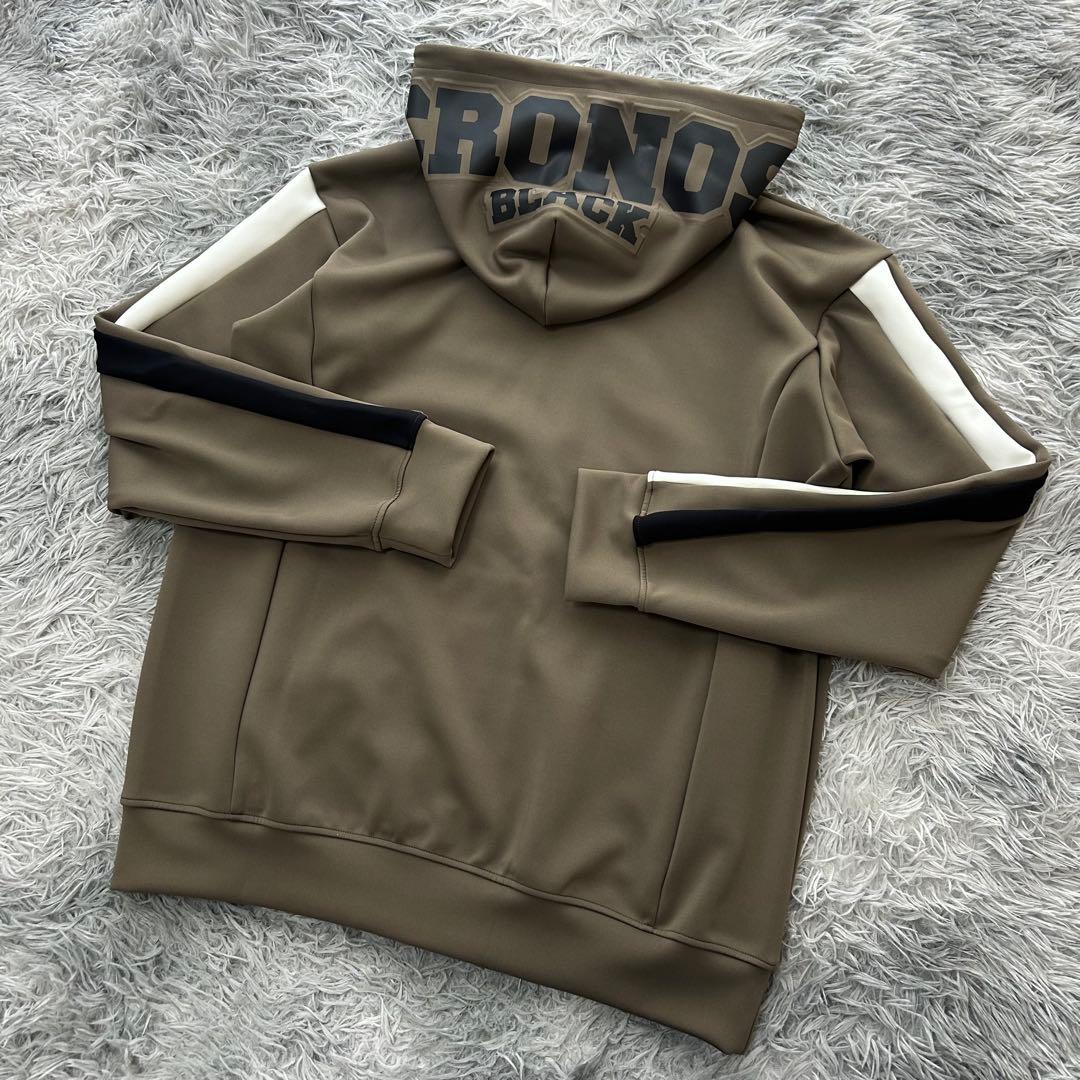 きよみ専用新品　クロノスブラック　セットアップ　パーカー　パンツ　カーキ