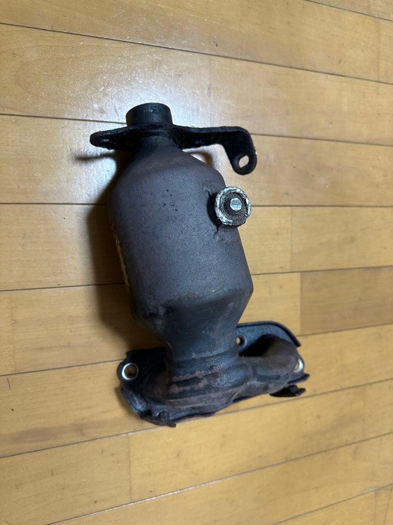 タント　L375S 触媒