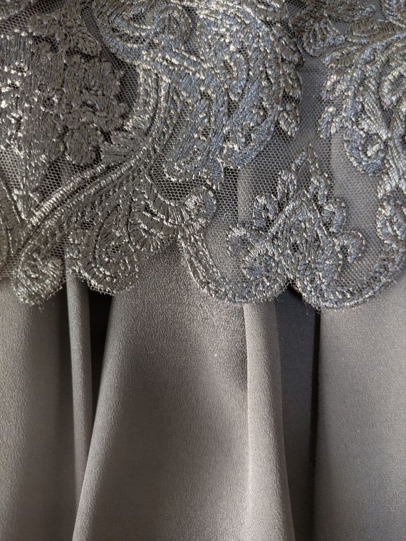 フォルムフォルマ（form forma）マザードレス