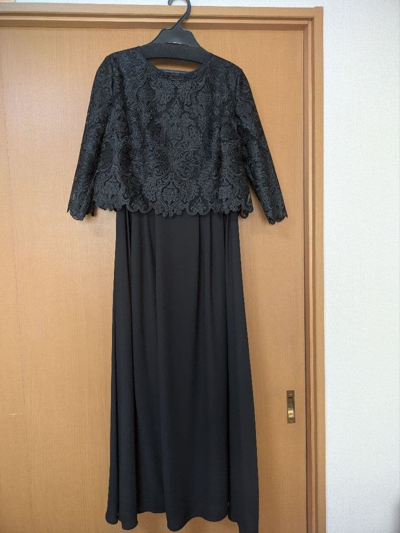 フォルムフォルマ（form forma）マザードレス