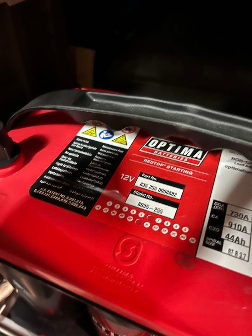 オプティマ　バッテリー レッドトップ Red top