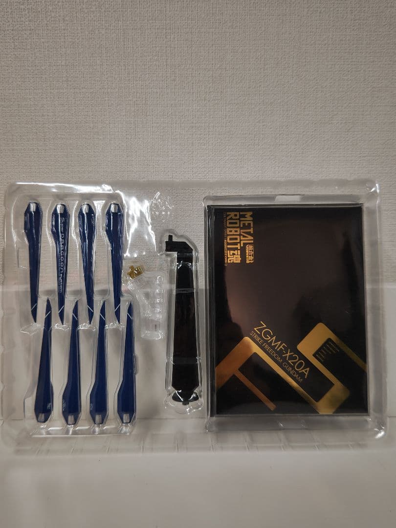 L ROBOT魂 ストライクフリーダムガンダム