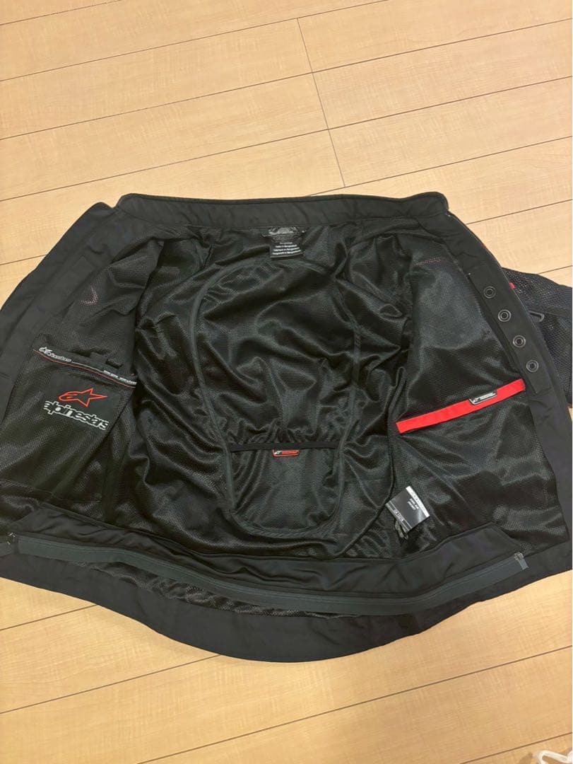 Alpinestars メッシュバイクジャケット ブラック　背面プロテクター付き