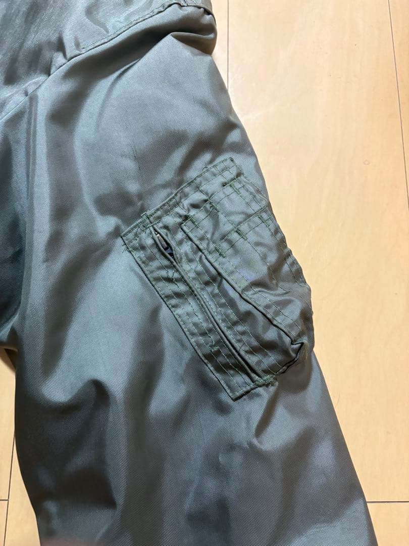 米軍　CWU-45/P AVIREX large 中古良品 希少 ダメージ少