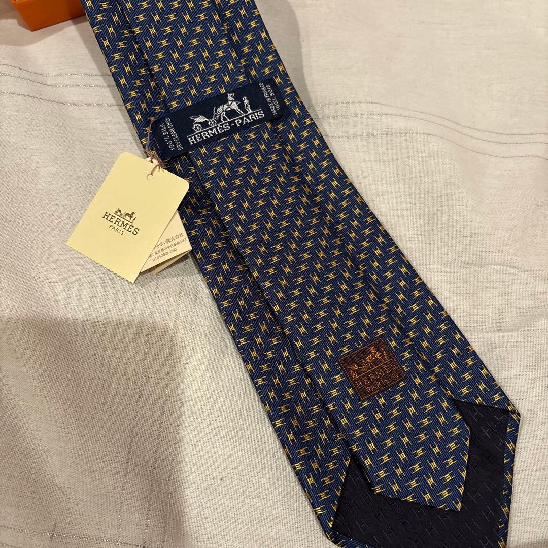 【新品、未使用】HERMES エルメス　ネクタイ ネイビー/イエロー