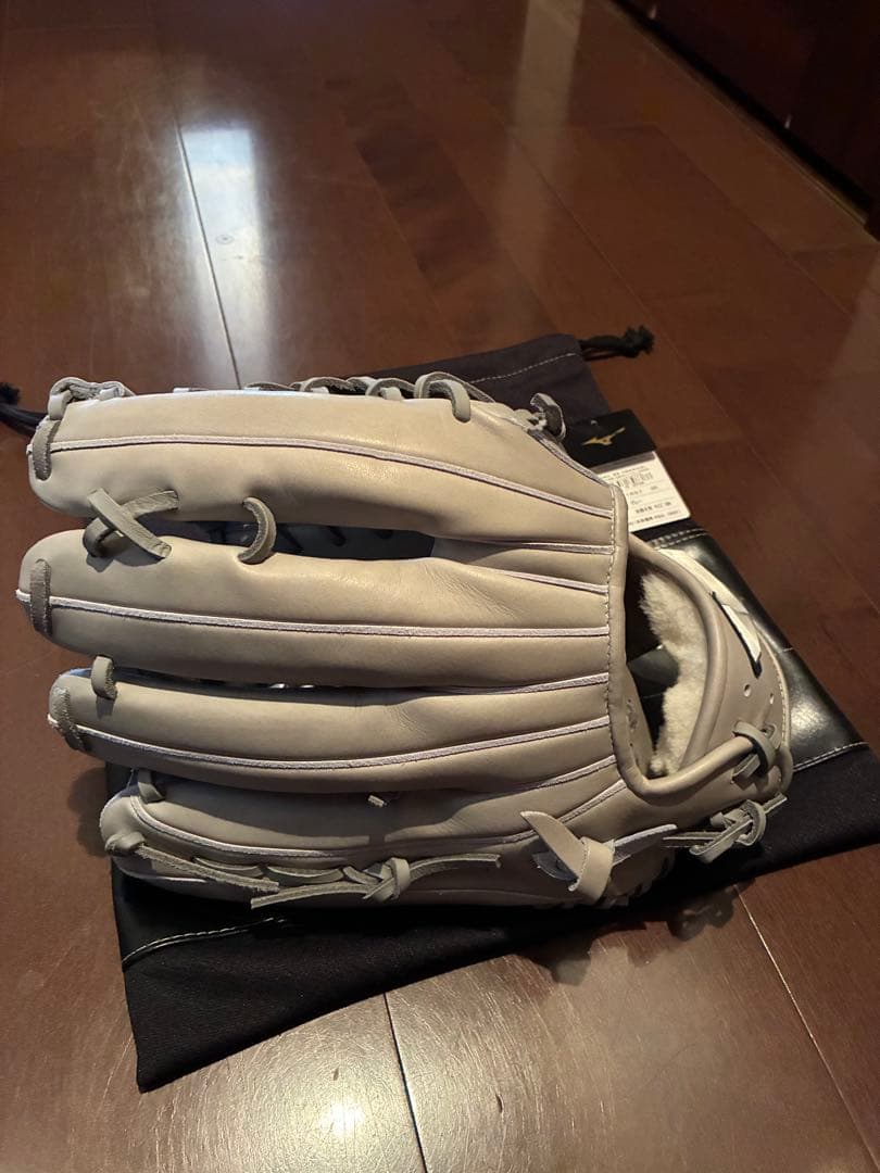 【SALE】A51限定ミズノプロ　硬式外野手用グラブ定価72600円