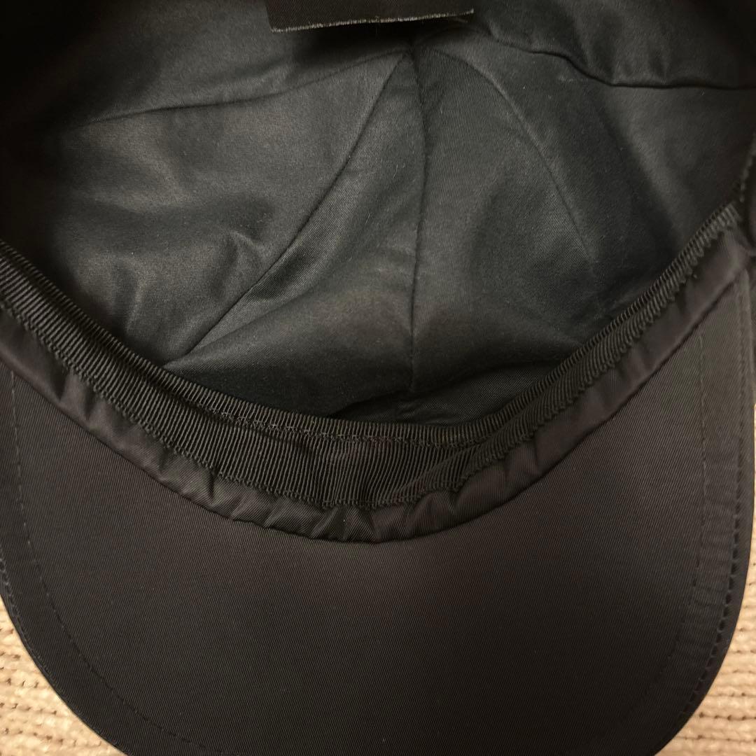 プラダ　ナイロンキャスケット　Mサイズ