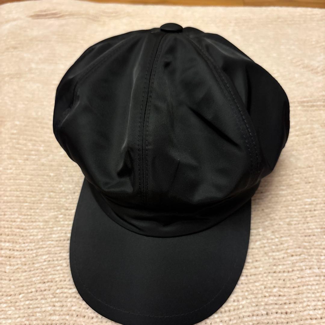 プラダ　ナイロンキャスケット　Mサイズ