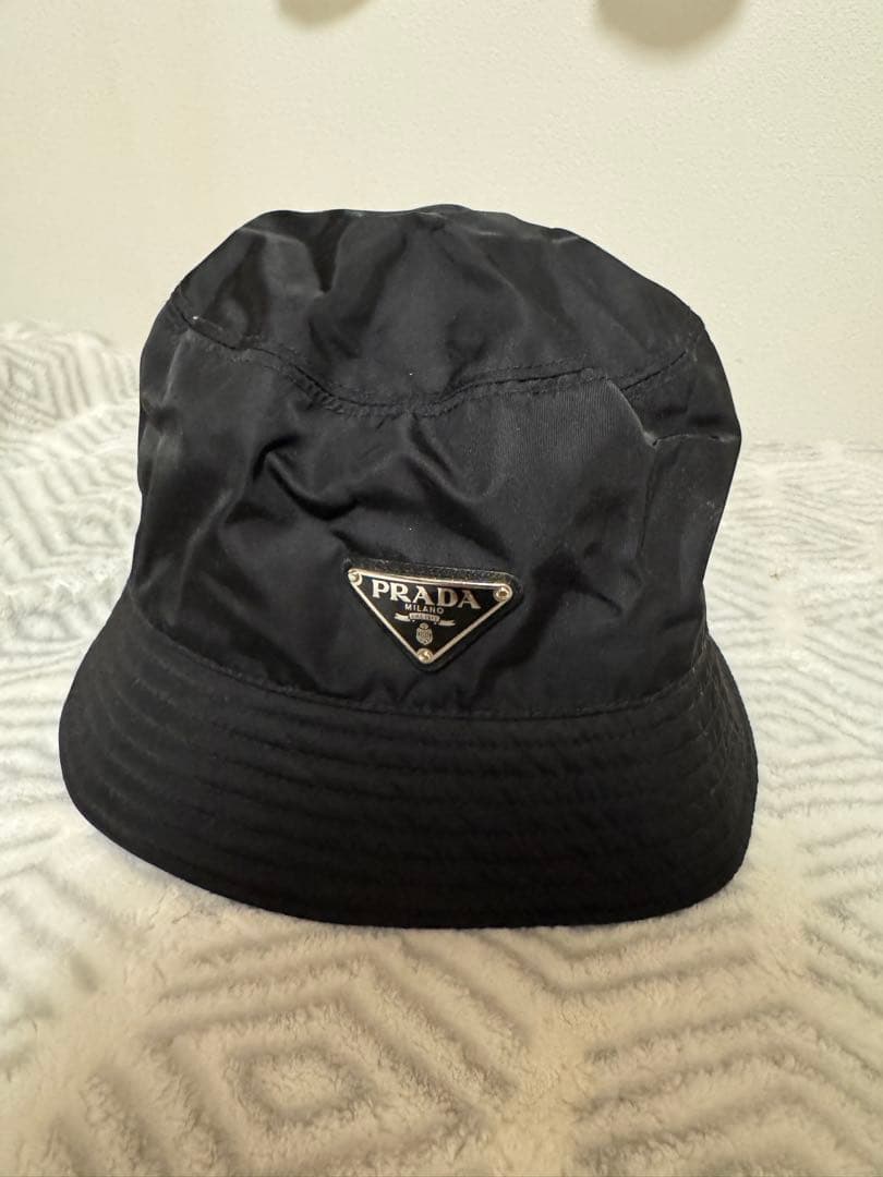 PRADA ブラック バケットハット ナイロン　XL
