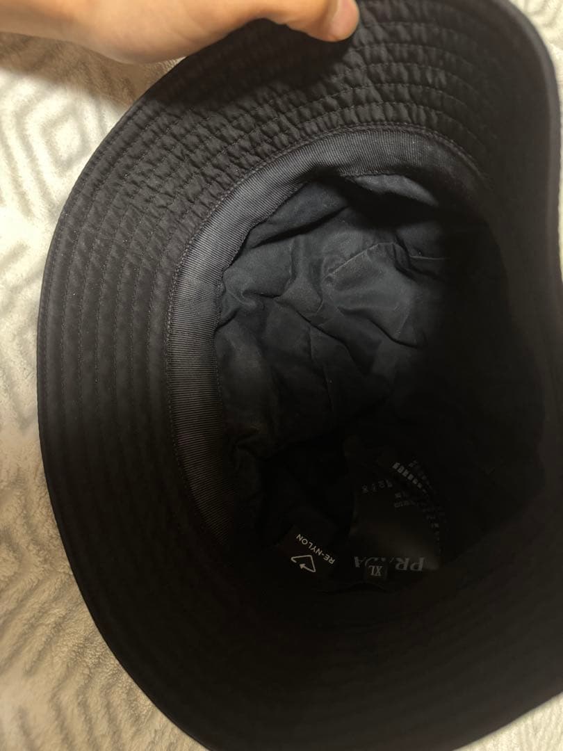 PRADA ブラック バケットハット ナイロン　XL