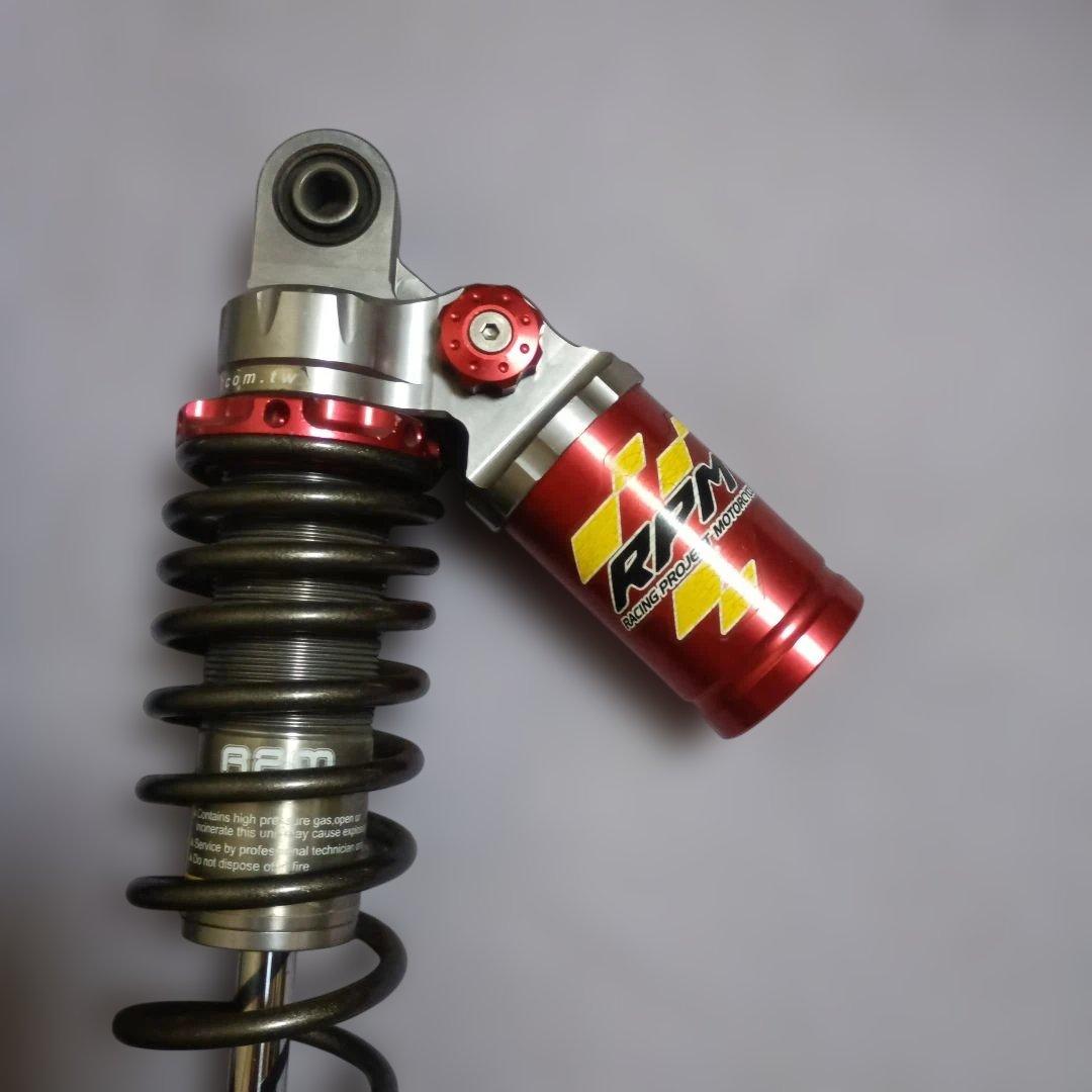 シグナスx　リアRPM ショックアブソーバー 赤/黒