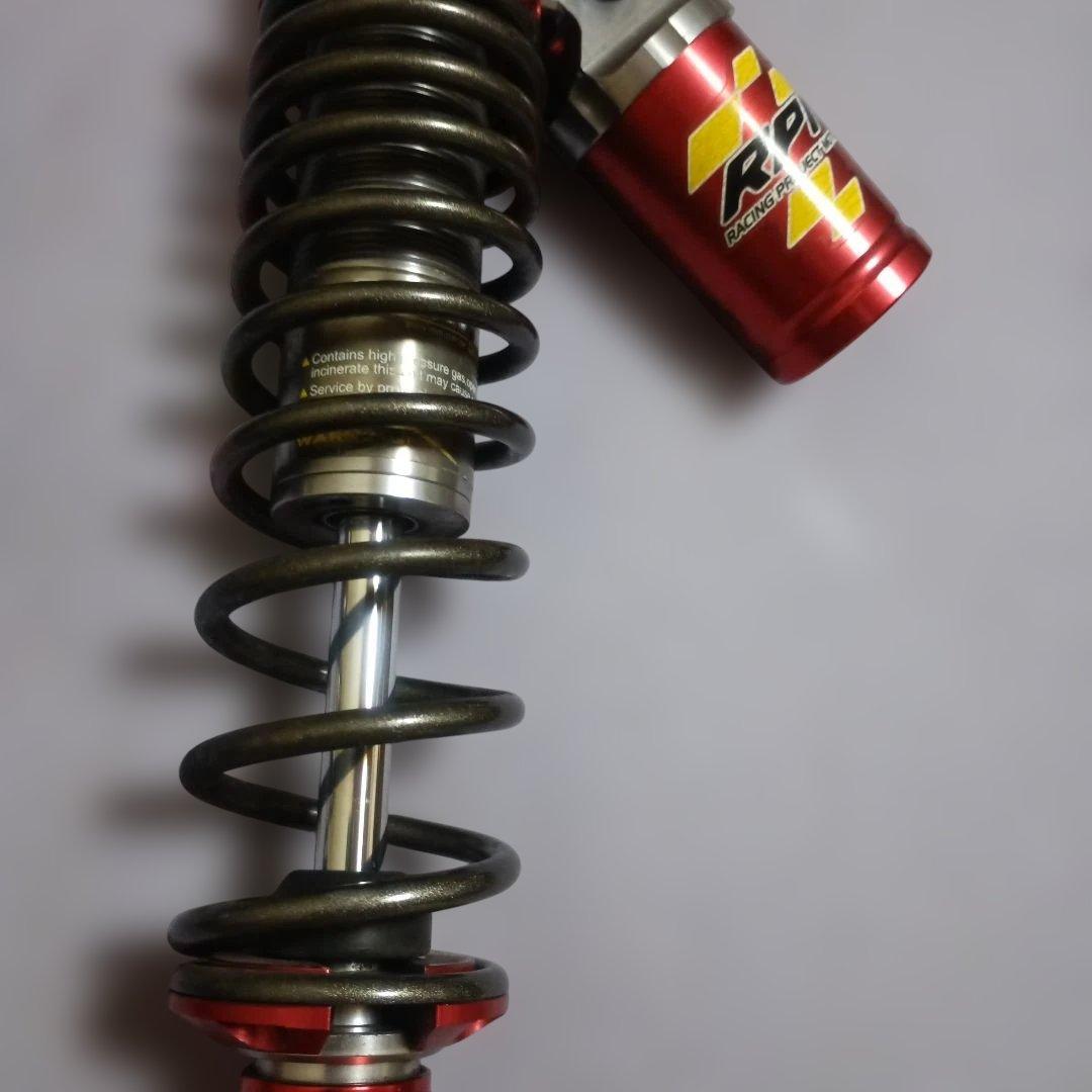 シグナスx　リアRPM ショックアブソーバー 赤/黒