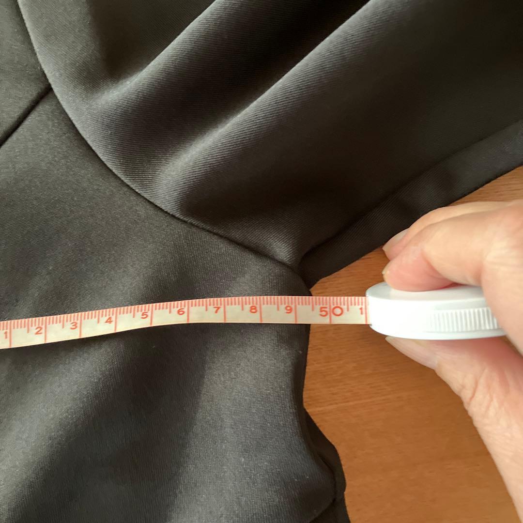 ★新品未使用★スーパービューティービジュー付き長袖チュニックブラック44