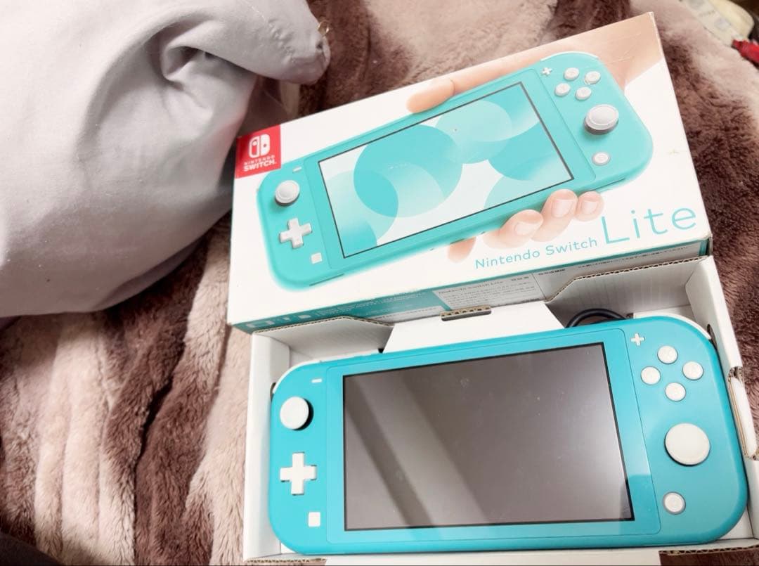 任天堂Switch Light本体 ターコイズ