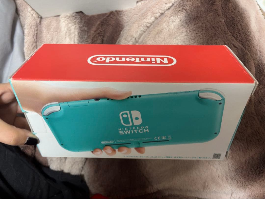 任天堂Switch Light本体 ターコイズ