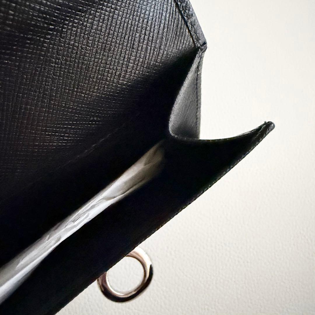 新品未使用【サルヴァトーレフェラガモ】ガンチーニ 二つ折り財布 レザー 黒 箱