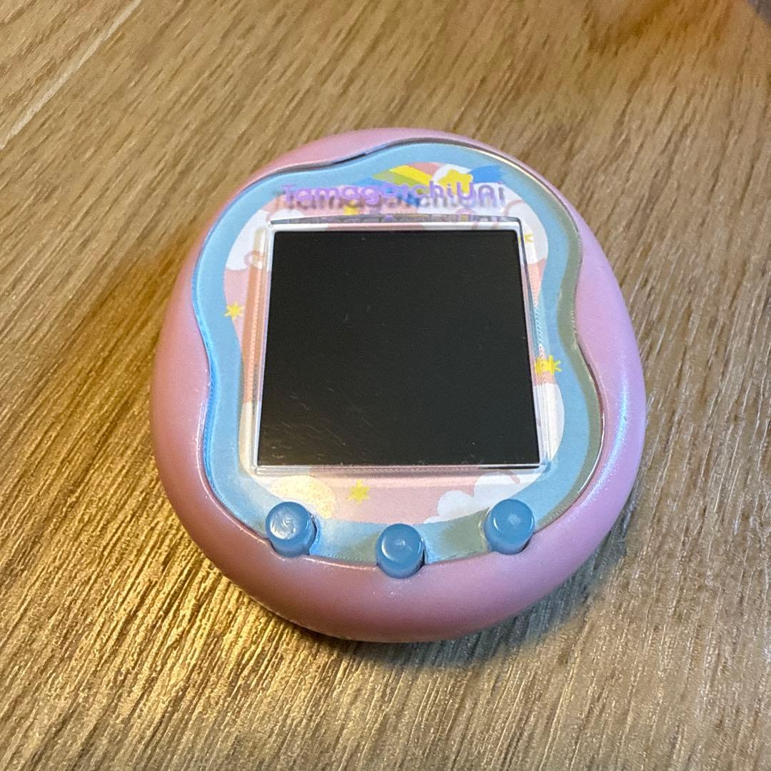 たまごっちユニ•ガイドブック付き