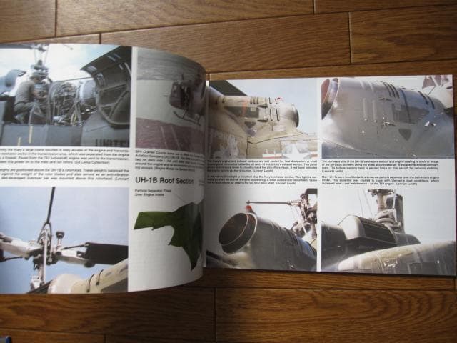 洋書 Walk Around UH-1 Huey Gunships