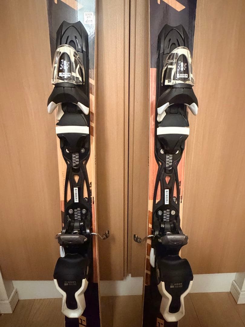 ZUMA trippy スキー板　ビンディング付き