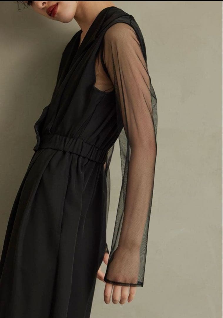 niana オールインワン　パンツドレス