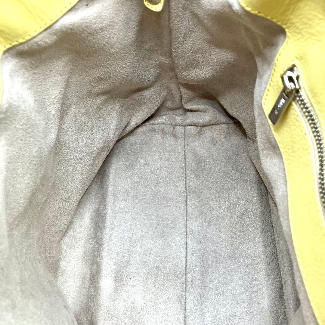 JIMMY CHOO ジミーチュウ　トートバッグ　スタースタッズ　サシャS 黄