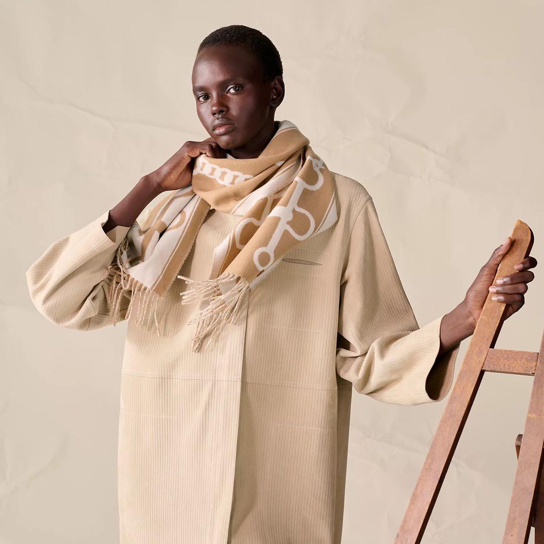 新品未使用　エルメスカシミヤマフラー モール キャメル / イヴォワール